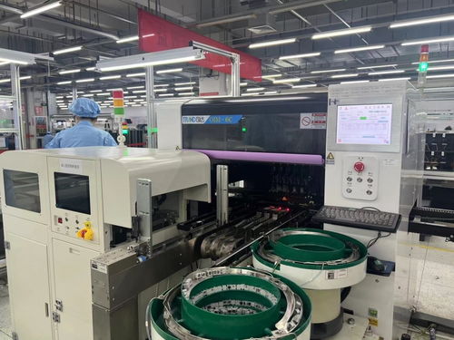 2023武汉标杆智能工厂 探秘烽火通信与天马微电子的智能化“神奇”变革